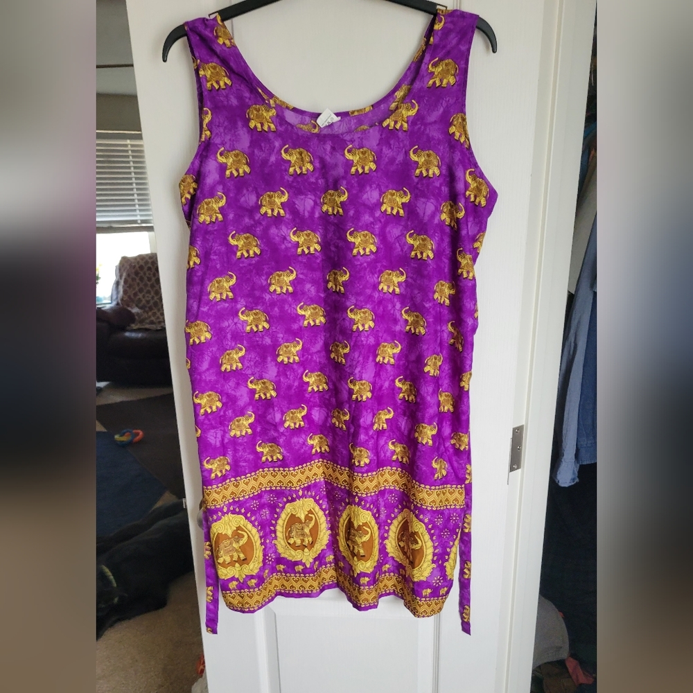 Women's Rima brand XL Elephant pattern dress. Sleeveless purple/gold beautiful